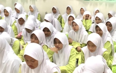 Kegiatan Keputrian MTsN 1 Batam Pembinaan Karakter Dan Edukasi Perawatan Diri Untuk Peserta Didik
